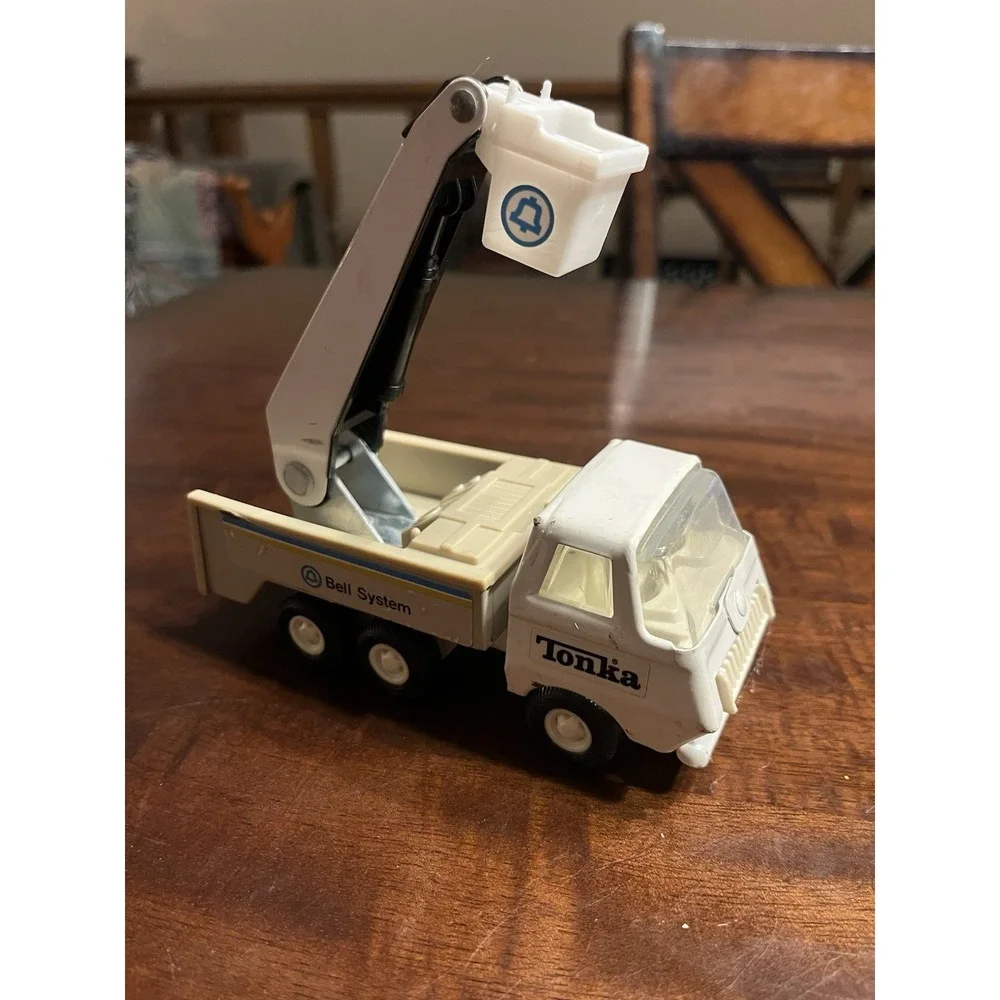 Vtg 1979 Mini Tonka Bell System Truck Set: Bucket Truck, Utility Van, Trailer
